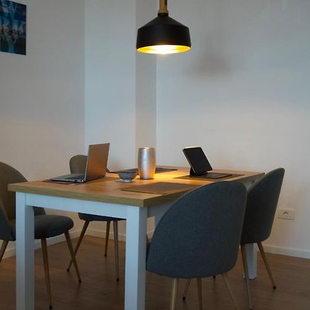 Chronos Apartment - Modern And Stylish Тимишоара Экстерьер фото