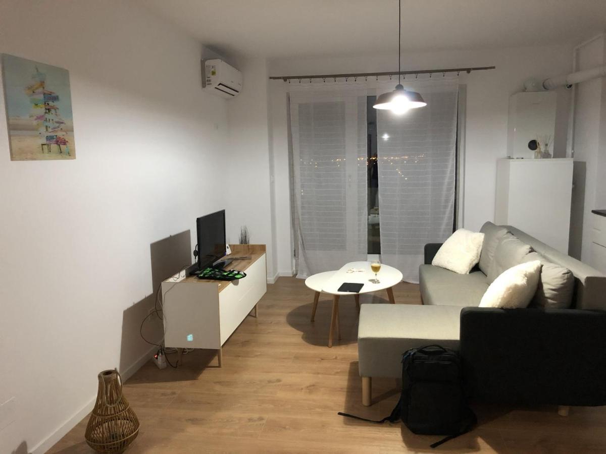 Chronos Apartment - Modern And Stylish Тимишоара Экстерьер фото